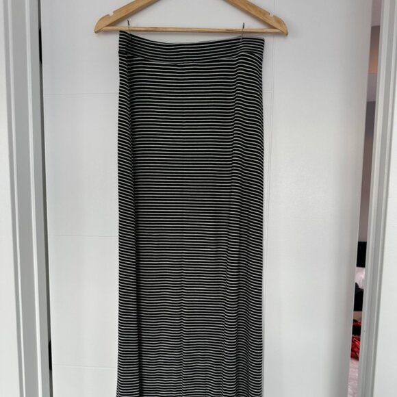 Maxi-skirt or Midi-Strapless Dress! - Picture 1 of 2